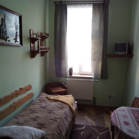 Готель Центральний Brody Zewnętrze zdjęcie